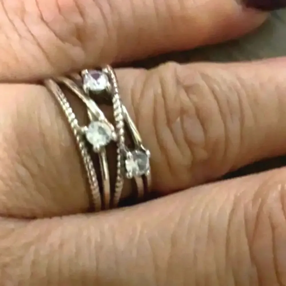 Women's Classic 925 Sterling silver ring sz 8